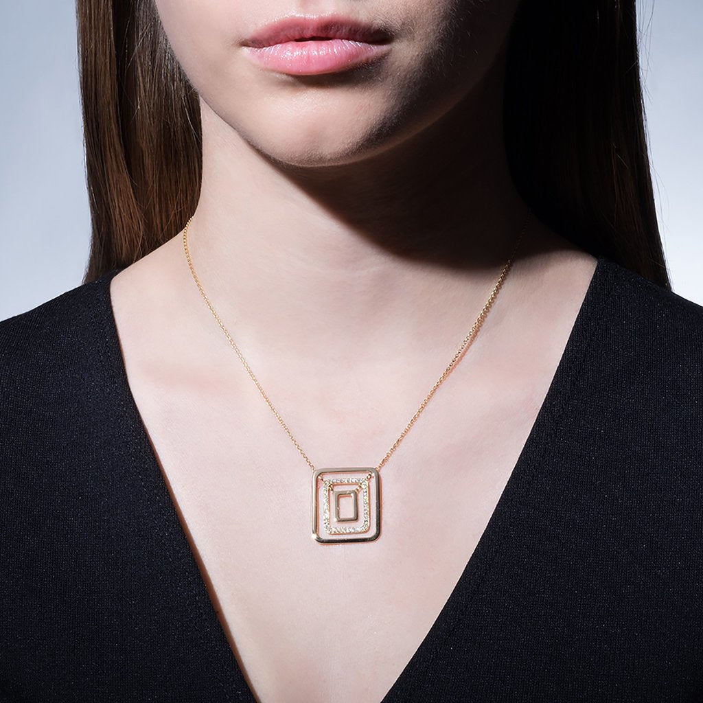 Piece Square Swing Necklace - Medium - Mimi So