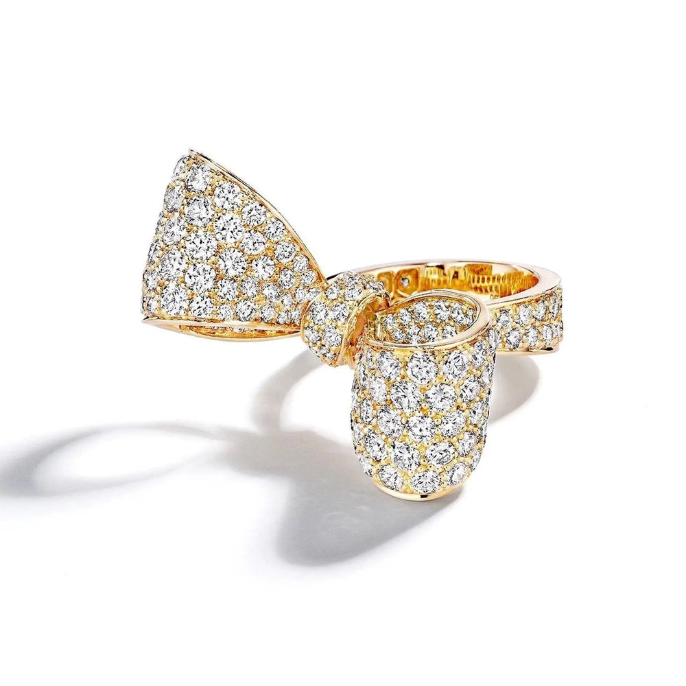 Bow Diamond Ring & Pavé Shank – Medium Mimi So