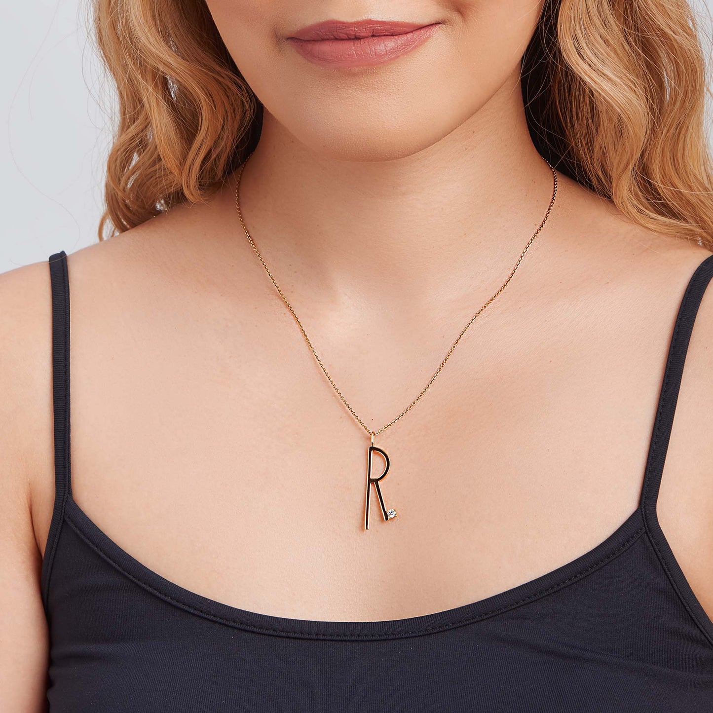 Type Letter R Pendant Necklace
