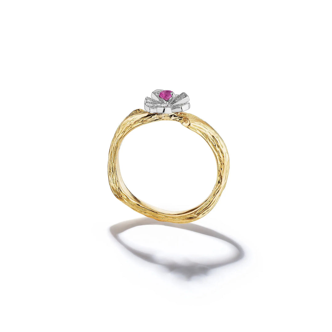 Wonderland Orchid Flower Ring 18k Yellow Gold