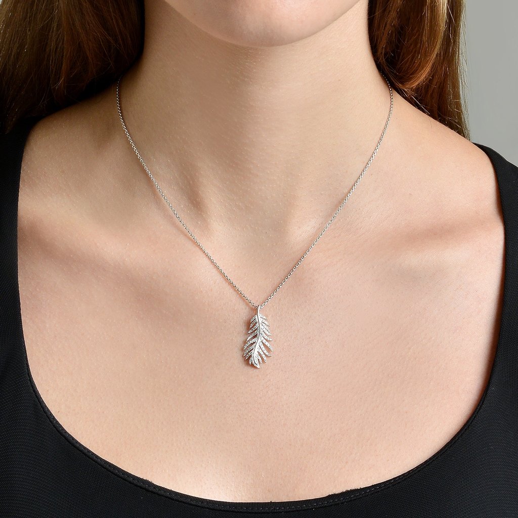 Vintage La Rose Diamond Feather Necklace | Lyst