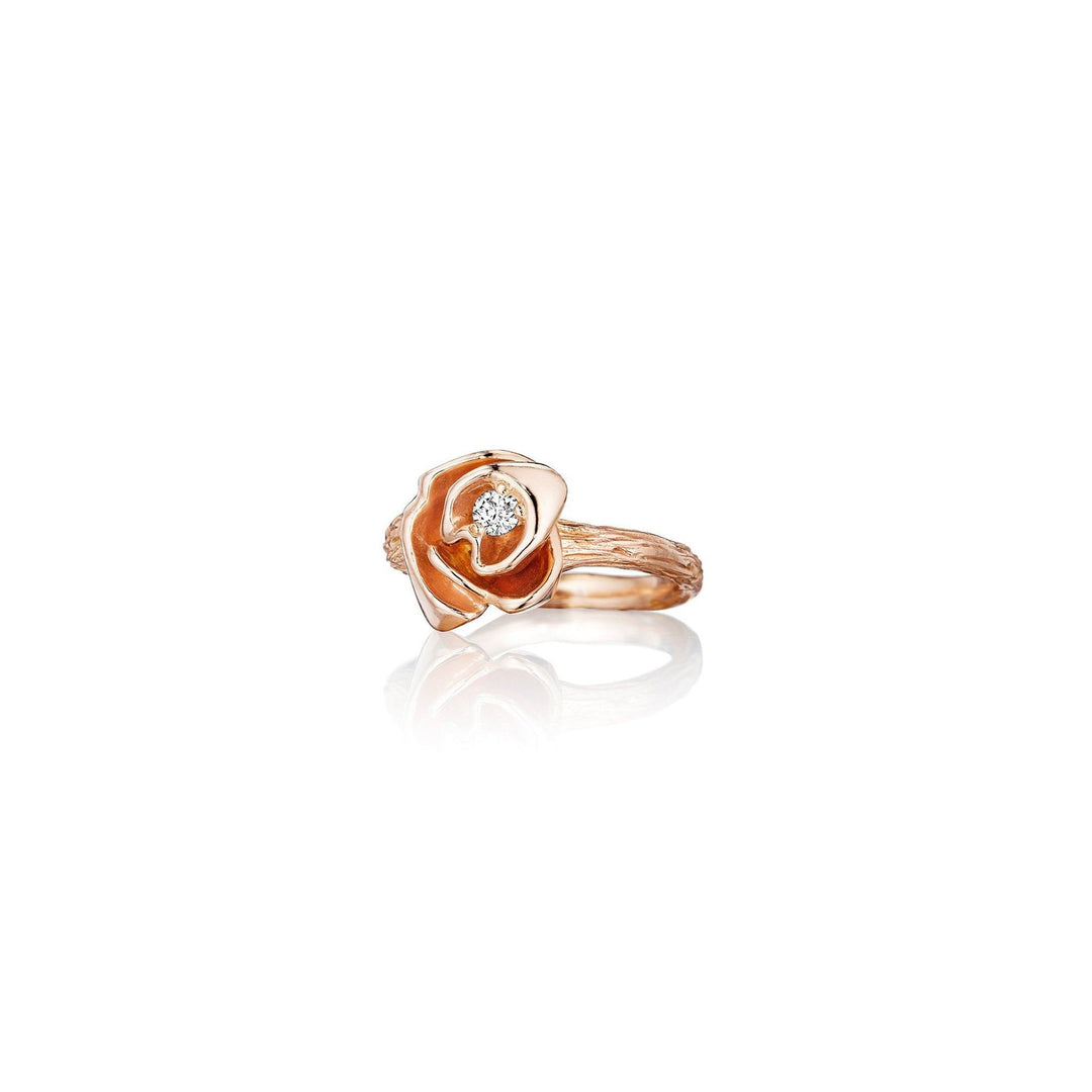 Wonderland Mimi So Rose Ring in 18k rose gold with center diamond