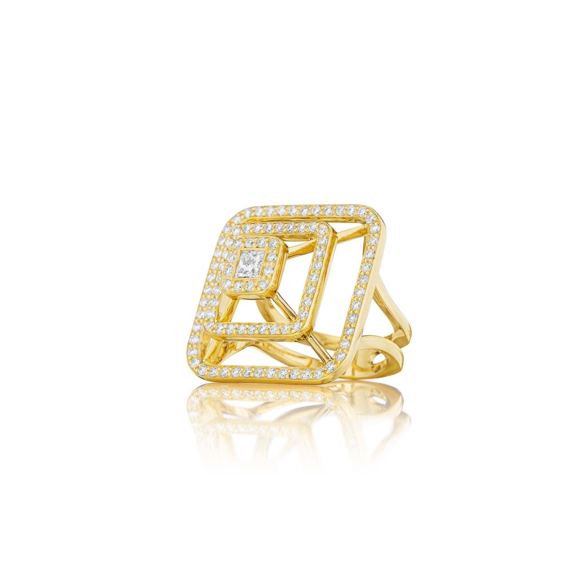 Piece Pyramid Diamond Ring_18k Yellow Gold